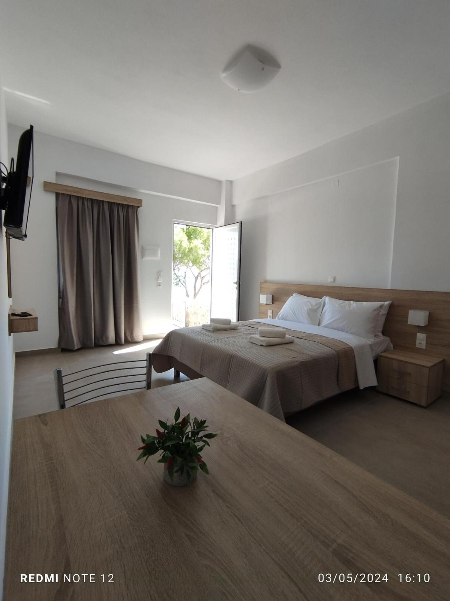 פראנגוקאסטלון Votsalo Studios & Apartment מראה חיצוני תמונה